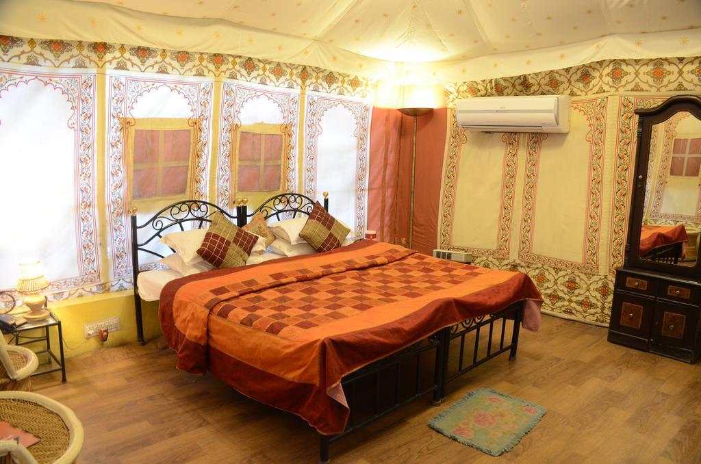 The Aravali Tent Resort Udaipur Værelse billede