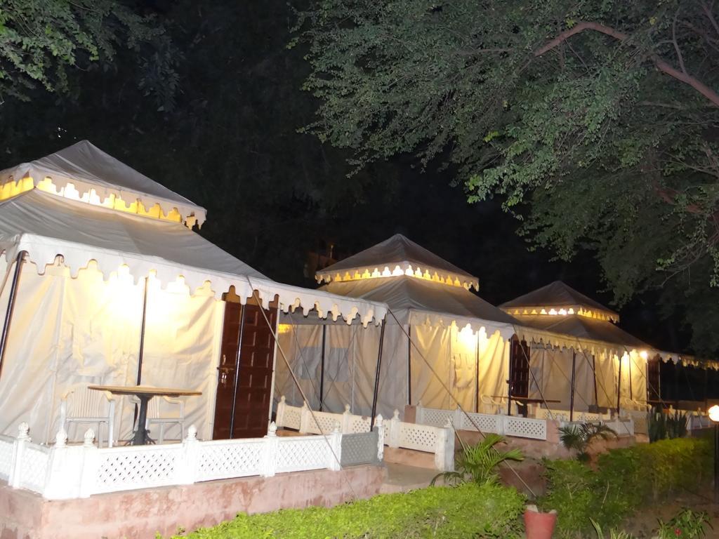 The Aravali Tent Resort Udaipur Værelse billede